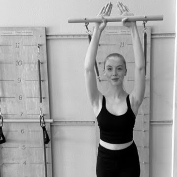 Meet your Posher, Nora - Picture 1 of 1